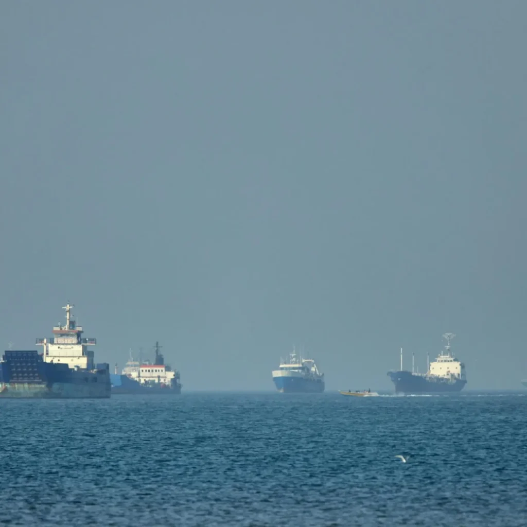 iran war strait of hormuz 83973